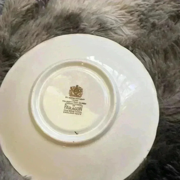 Red Paragon Tea  Cup And Saucer, Maroon red with flowers - Picture 6 of 12